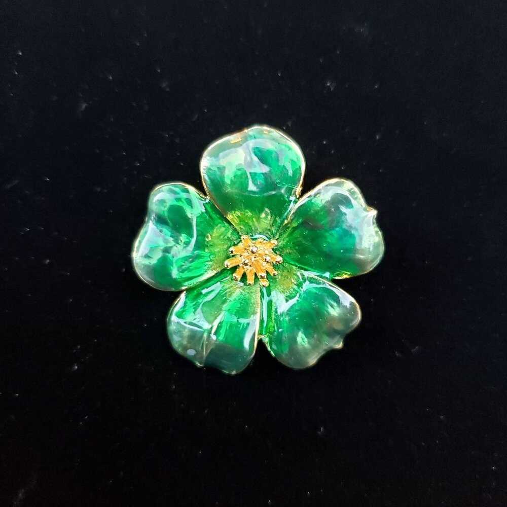Vintage Enamel Five Leaf Clover Brooch Pin Green